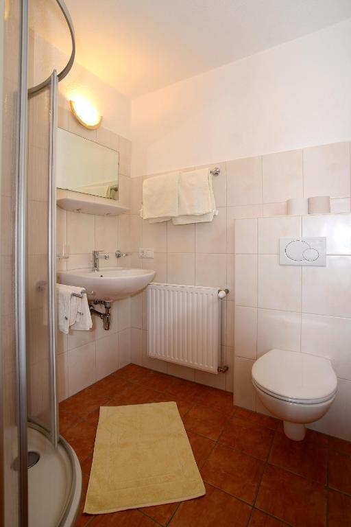 Haus Gamsblick Otel Umhausen Oda fotoğraf